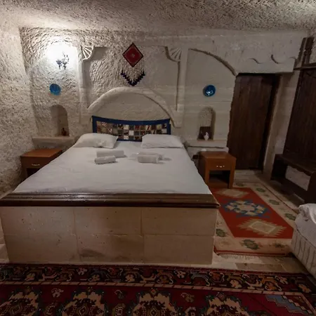 Hostal Seven Rock Cave *