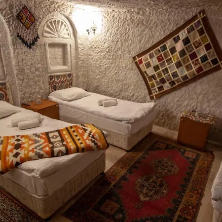 Seven Rock Cave Hostel