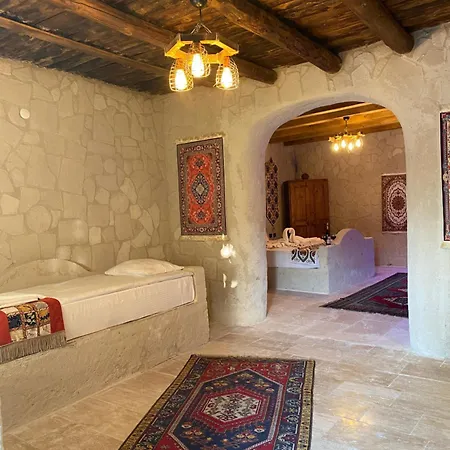 Seven Rock Cave Hostal *