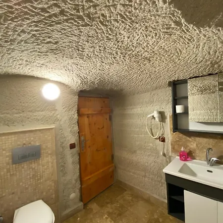 Hostel Seven Rock Cave