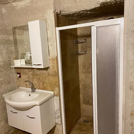 Hostel Seven Rock Cave