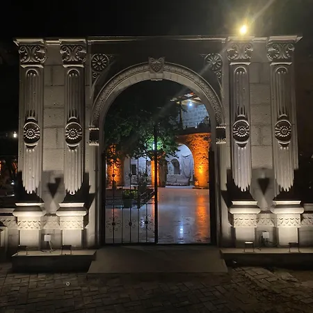 Seven Rock Cave * 格雷梅