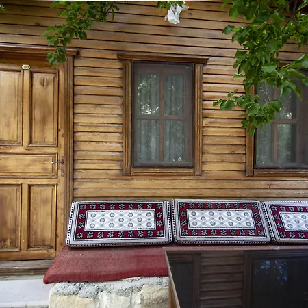 民宿 Seven Rock Cave