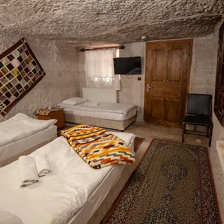 Seven Rock Cave منزل للإقامة *