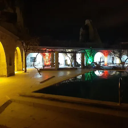 Seven Rock Cave Гьореме