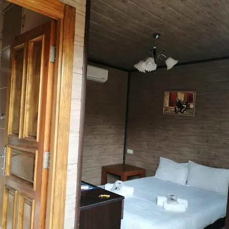 Seven Rock Cave Hostal
