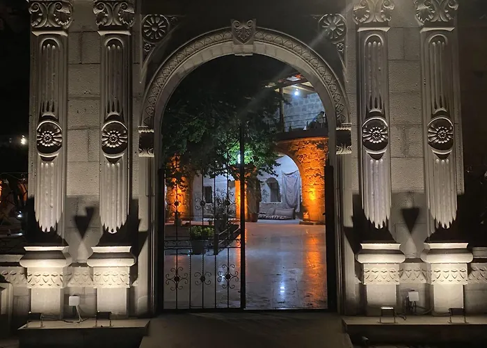 Seven Rock Cave * Γκόρεμε