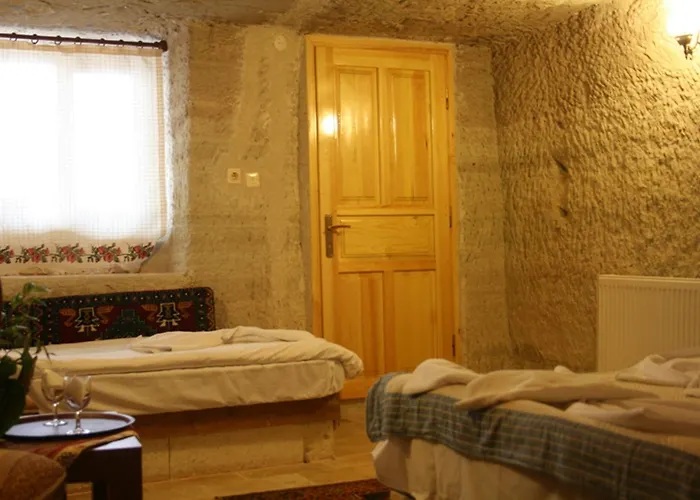 Seven Rock Cave * Γκόρεμε